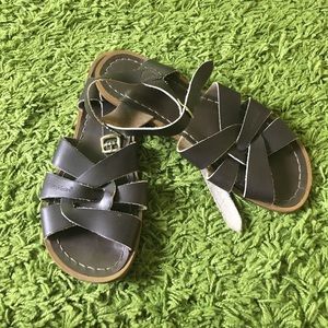 Black Saltwater Sandal